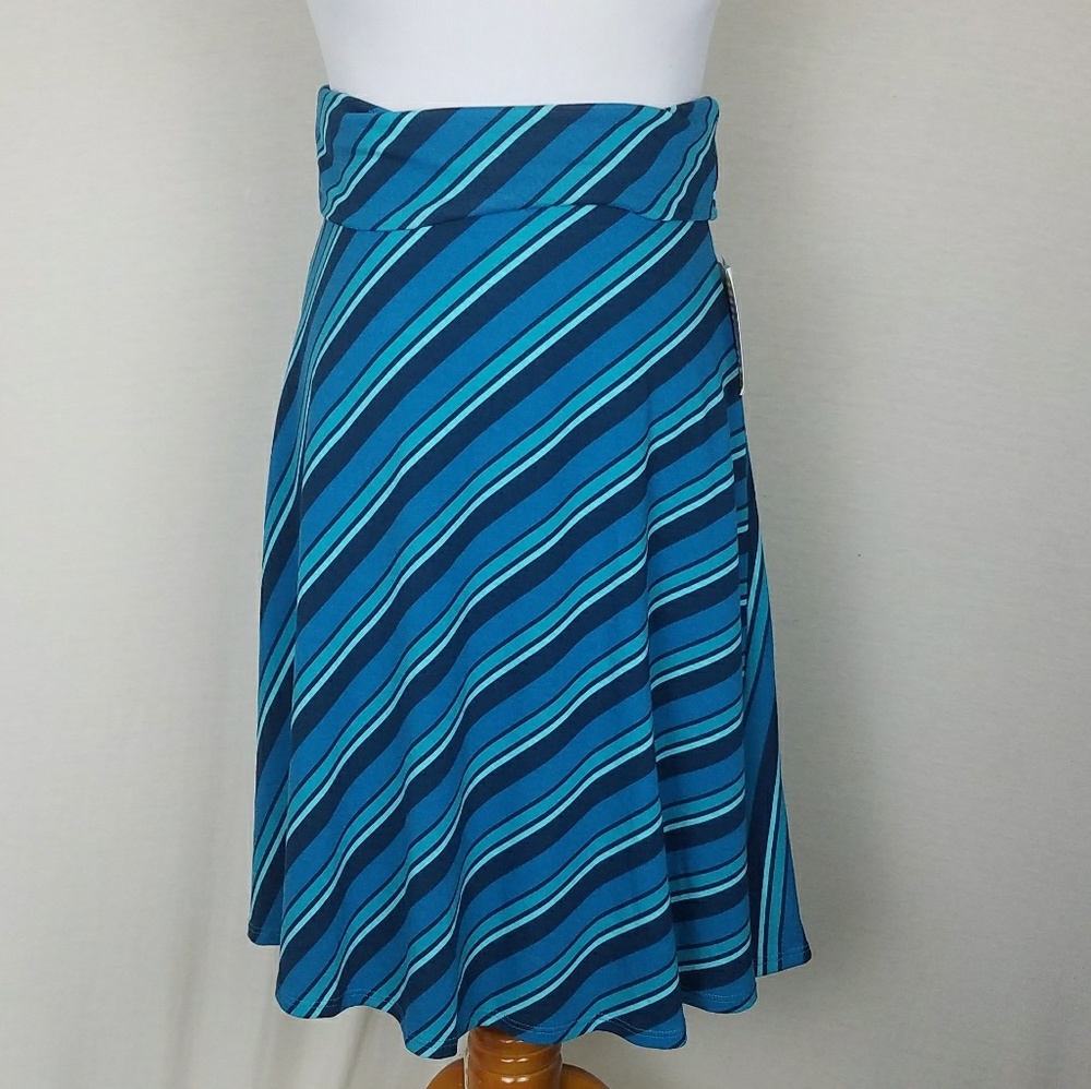 NWT LuLaRoe Azure skirt