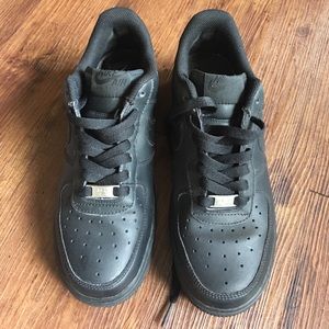 Black Nike Air Force 1