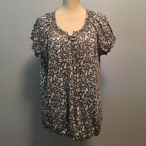 Gray and white super soft shirt