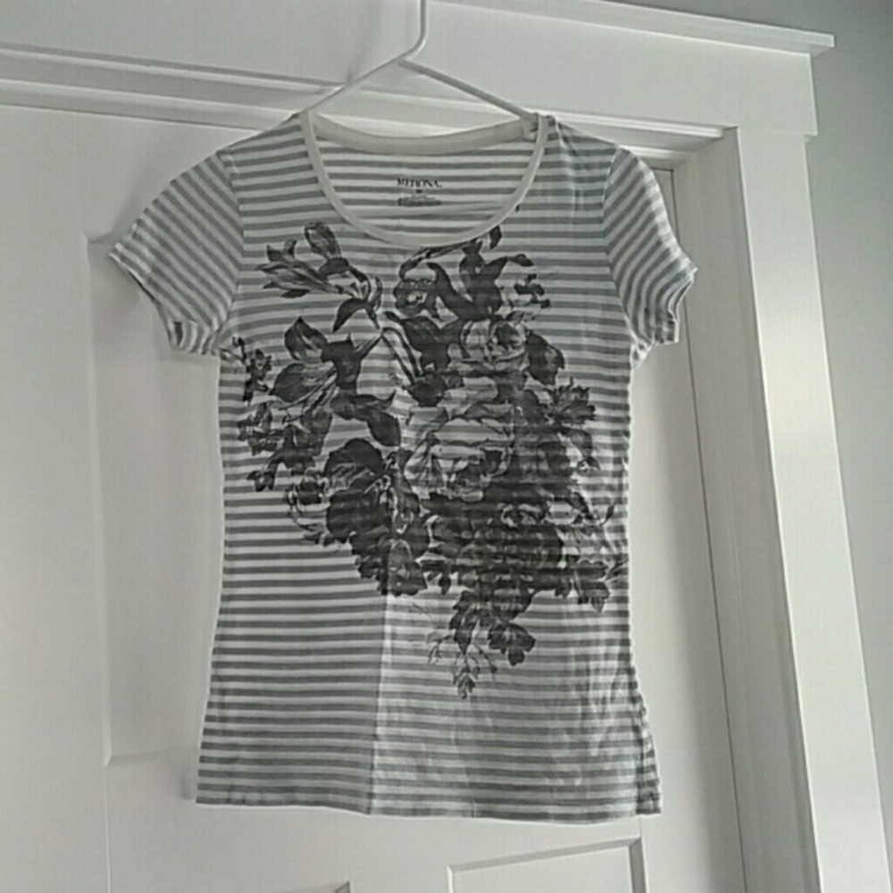Blue/grey striped shirt