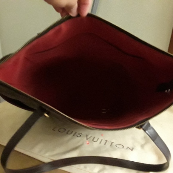 AUTHENTIC LOUIS VUITTON - Picture 2 of 4