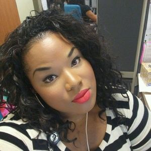 Meet your Posher, Karla