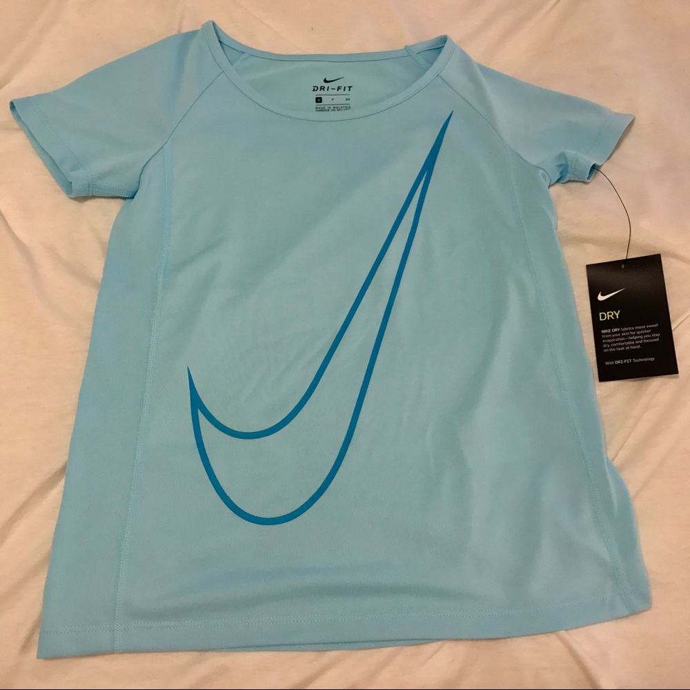 NWT Nike Dri-Fit Youth Shirt