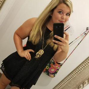 Meet your Posher, Cassie!