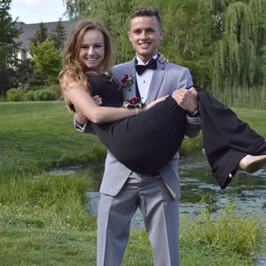 Meet your Posher, Claire