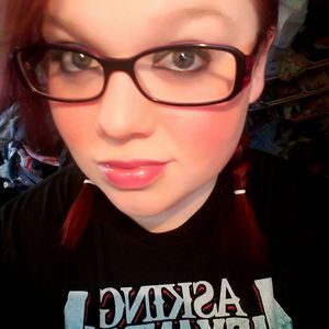 Meet your Posher, April