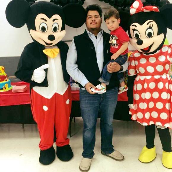 Meet your Posher, Emmanuel - Picture 1 of 1