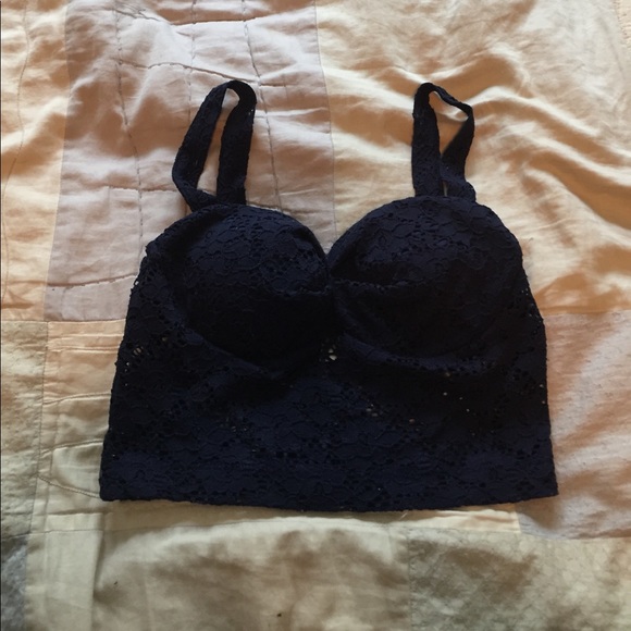 Navy crop tank - Picture 1 of 2