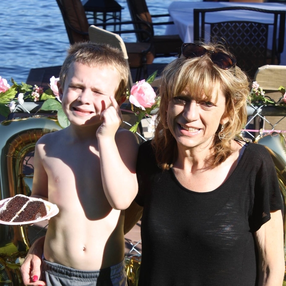 Meet your Posher, Terrie - Picture 1 of 1