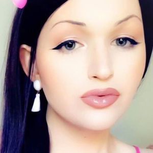 Meet your Posher, Maia