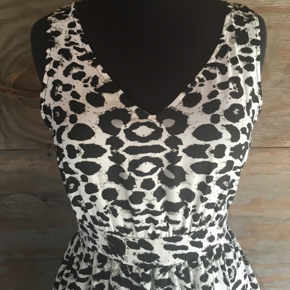 EUC printed Aline dress - Picture 2 of 8