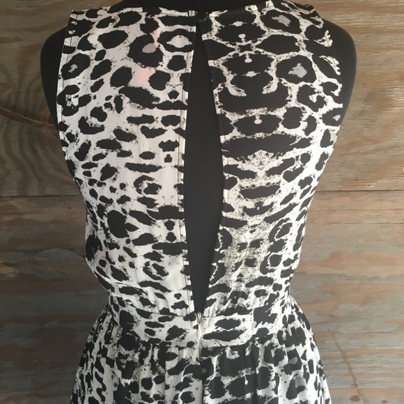 EUC printed Aline dress - Picture 5 of 8