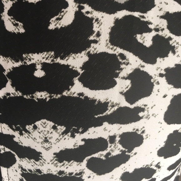 EUC printed Aline dress - Picture 6 of 8