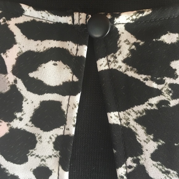 EUC printed Aline dress - Picture 7 of 8