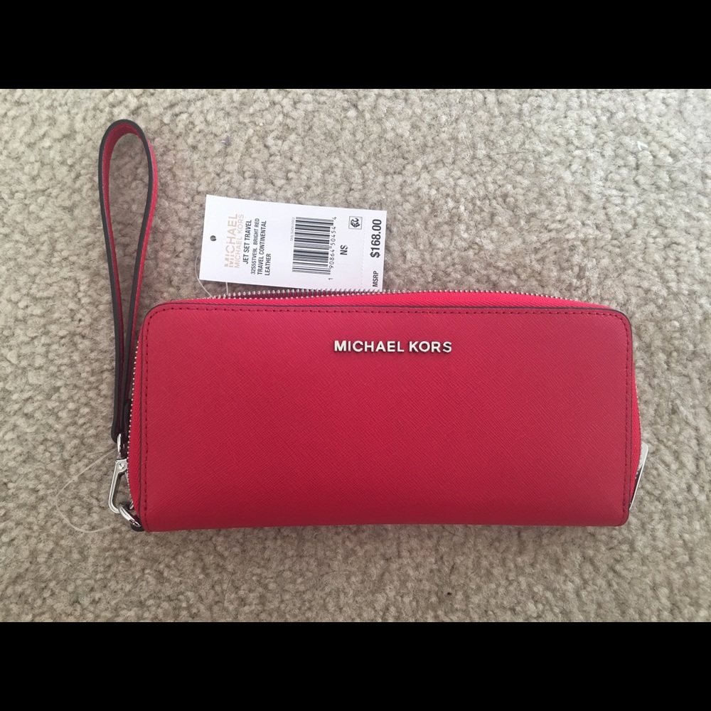 Michael Kors Jet Set Travel Wallet