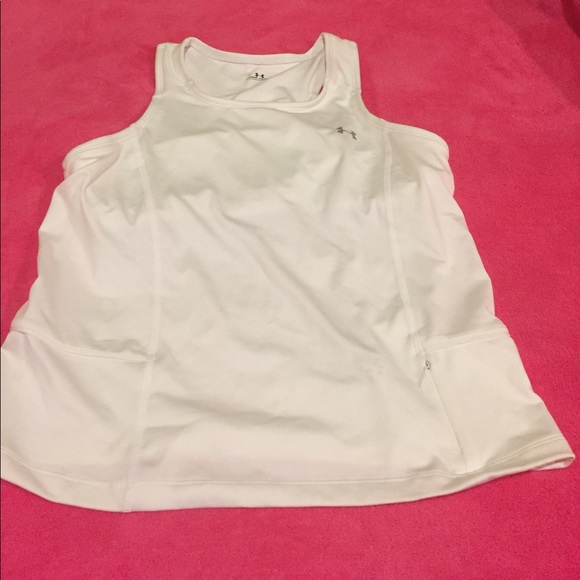NWOT Under Armour tank - Picture 1 of 4
