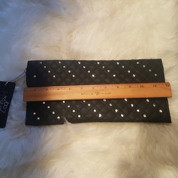 Quilted Rhinestone Clutch - Picture 4 of 6