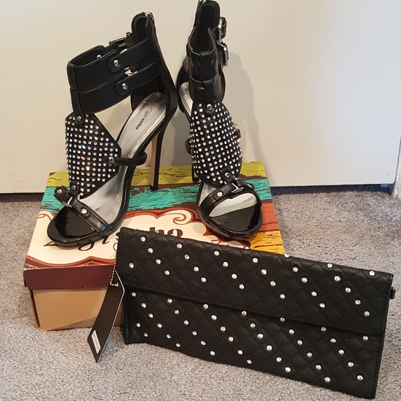 Quilted Rhinestone Clutch - Picture 6 of 6