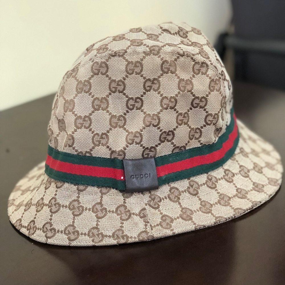 Gucci GG bucket hat