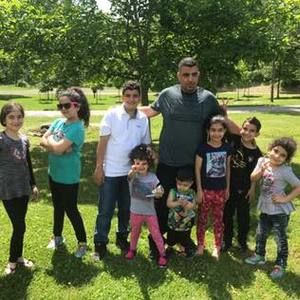 Meet your Posher, Husain