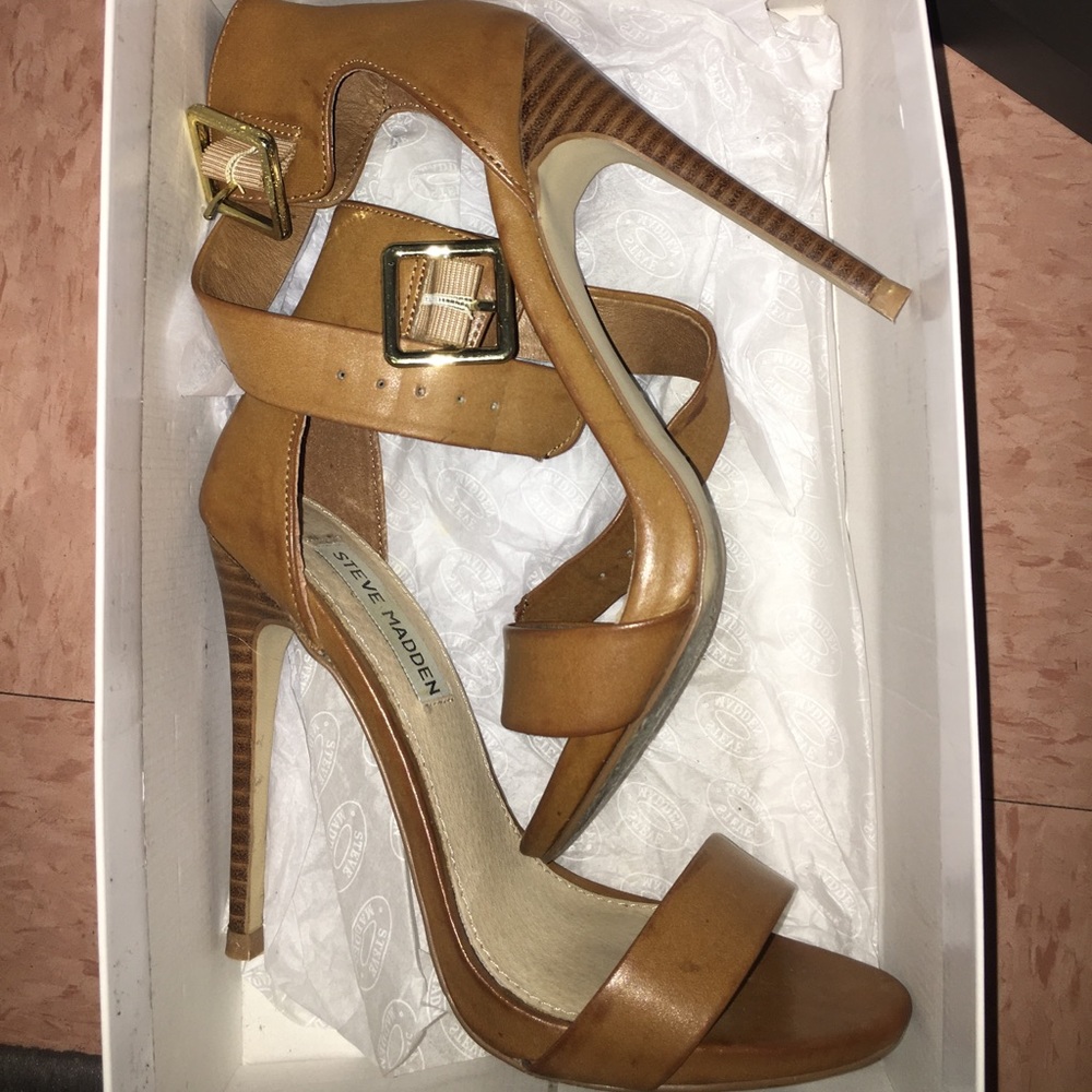 Steve Madden Tan Sandal Heels
