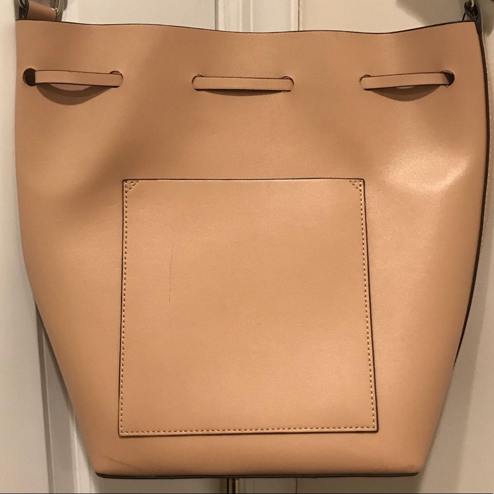 FREE ZARA BAG with Purchase of $100 or more. - Picture 3 of 3