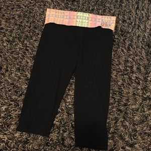 PINK cropped leggings