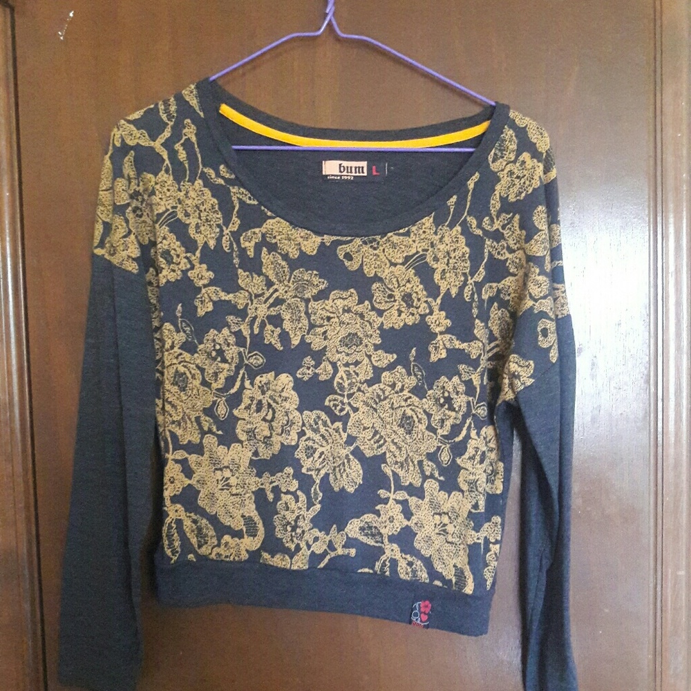 Gray printed sweater