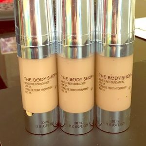 Sealed the body shop moisture foundation spf15