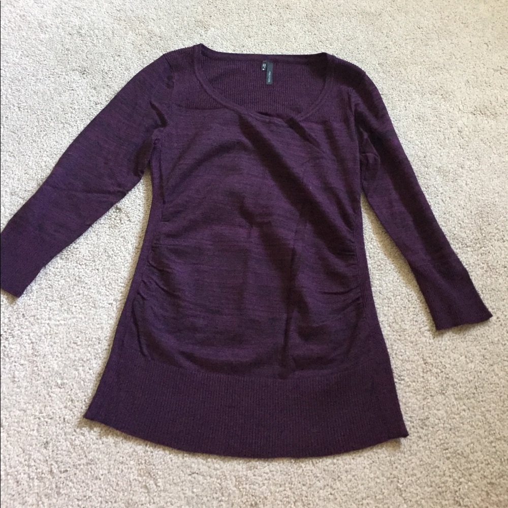 NWOT 3/4 sleeve sweater shirt! Great purple color