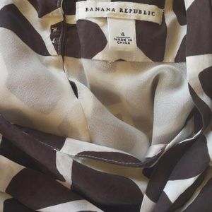 Banana Republic Dresses - 100% SILK, Banana Republic dress, size 4 Banana Republic Dresses - 100% SILK, Banana Republic dress, size 4
