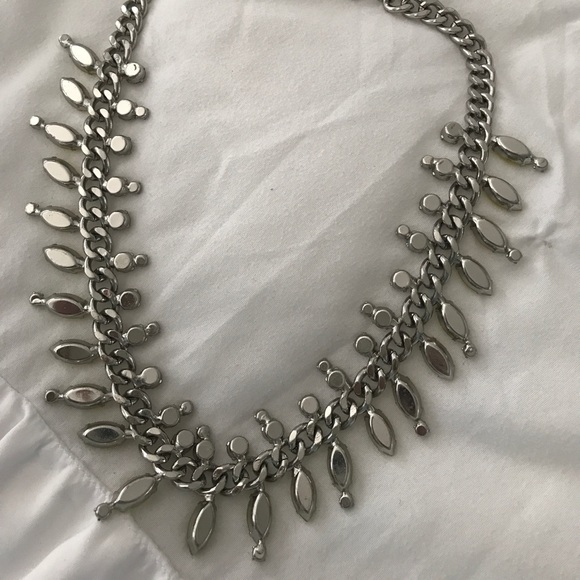 Statement necklace - Picture 4 of 4