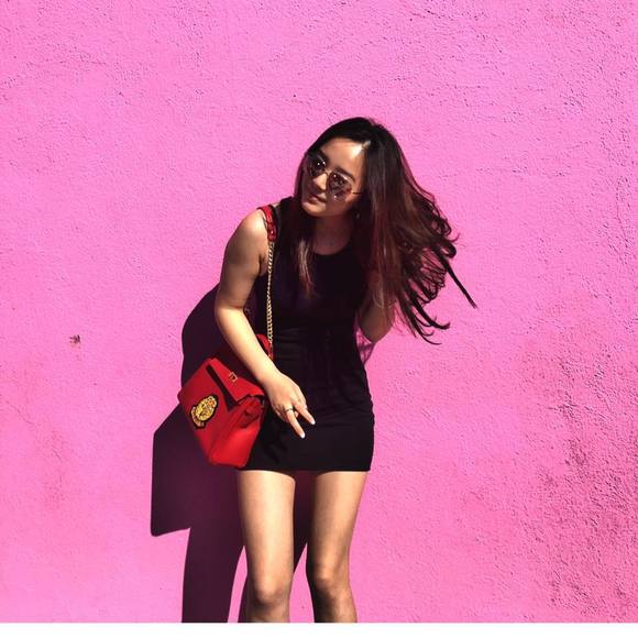 Meet your Posher, Amy - Picture 1 of 1