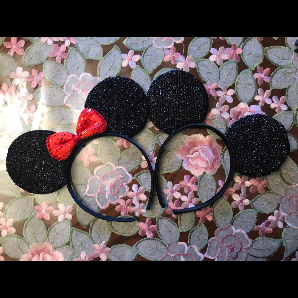 Mickey & Minnie Mouse Ears!