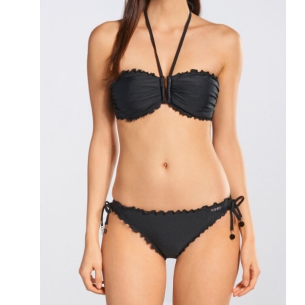 New with tags on- Seafolly 2 piece bathing suit