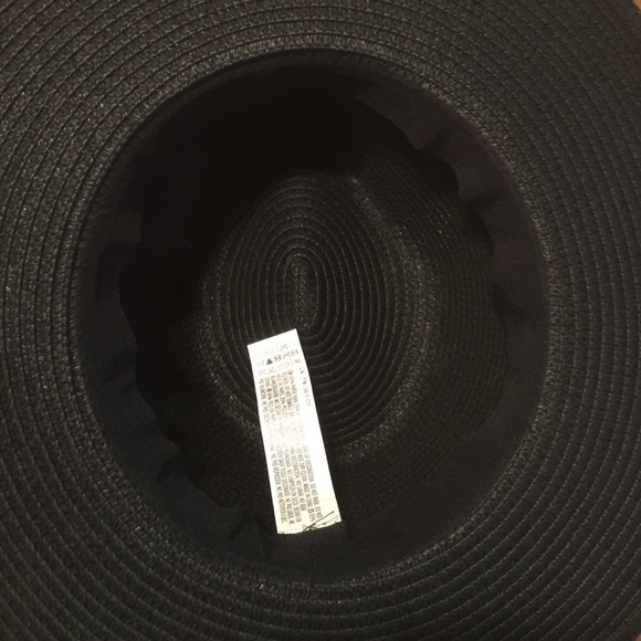F21 Hat - Picture 3 of 5