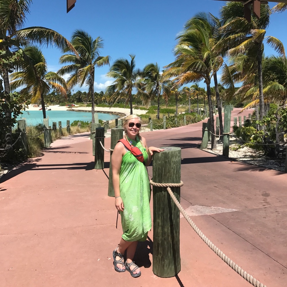 Meet your Posher, Emily