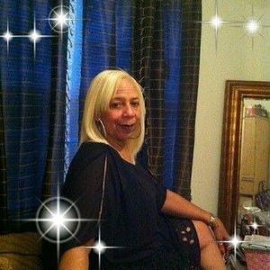 Meet your Posher, Joyce johnson