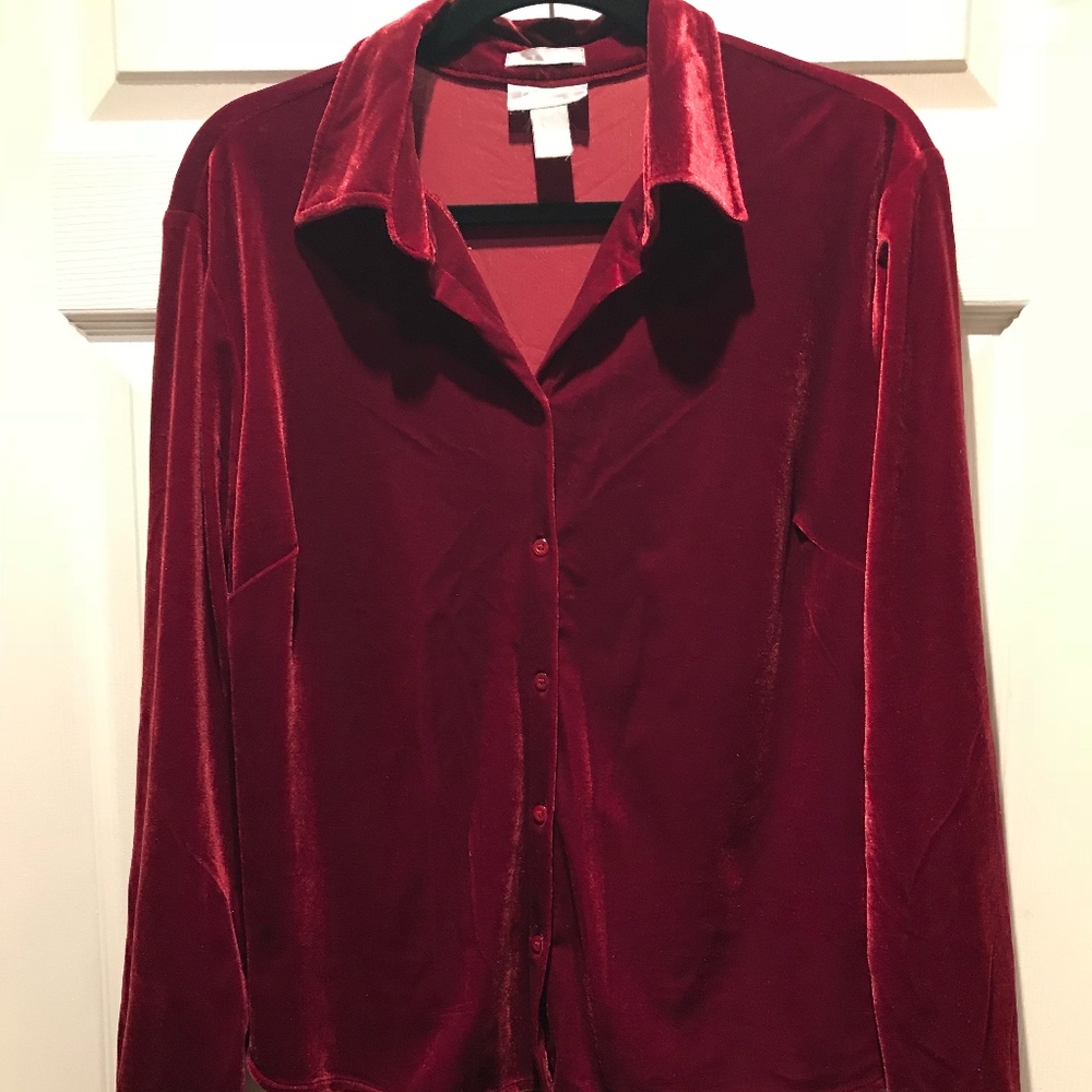 COMFORT WEAR crimson red burn out velvet button up