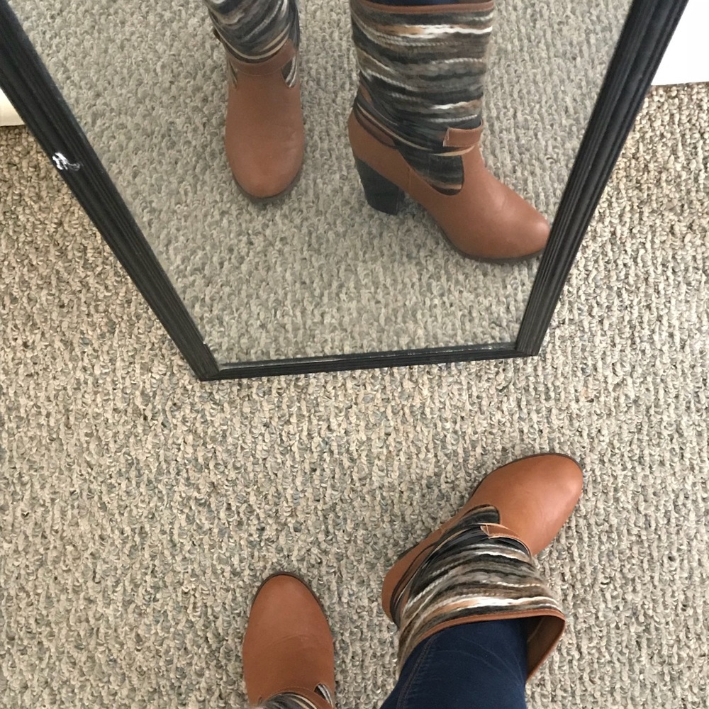 Coachella Collection Booties - Picture 7 of 7
