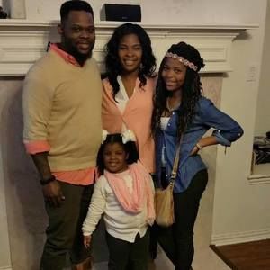 Meet your Posher, Latoya