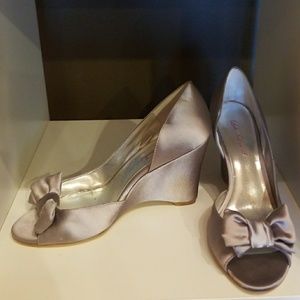 Gray/Silver Lulu Townsend Wedge Heel Shoe 7.5