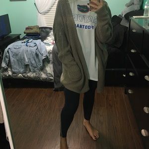 Brandy Melville sweater