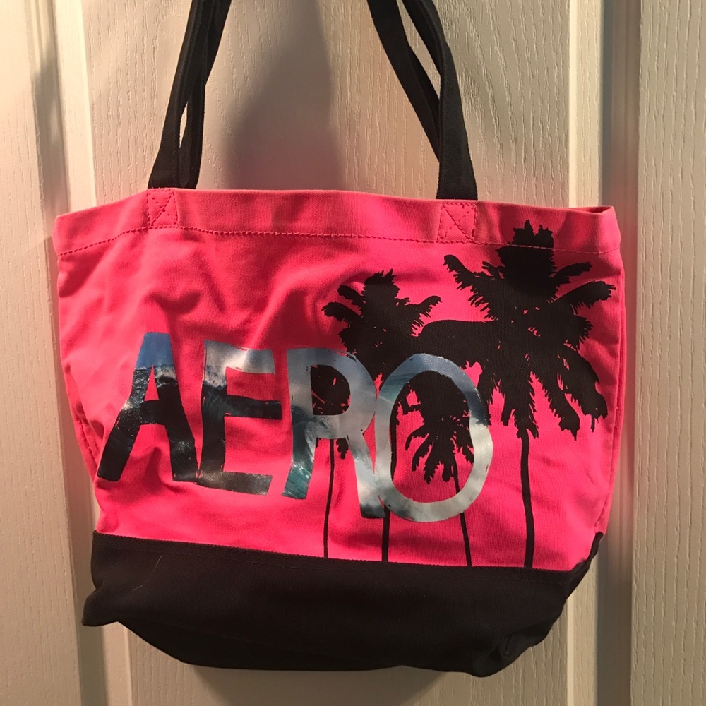 Pink Aeropostale bag!