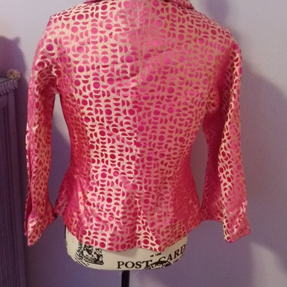 Gorgeous Asian Inspired Stunning Jacket - Picture 2 of 6