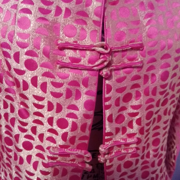 Gorgeous Asian Inspired Stunning Jacket - Picture 3 of 6