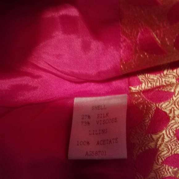 Gorgeous Asian Inspired Stunning Jacket - Picture 5 of 6