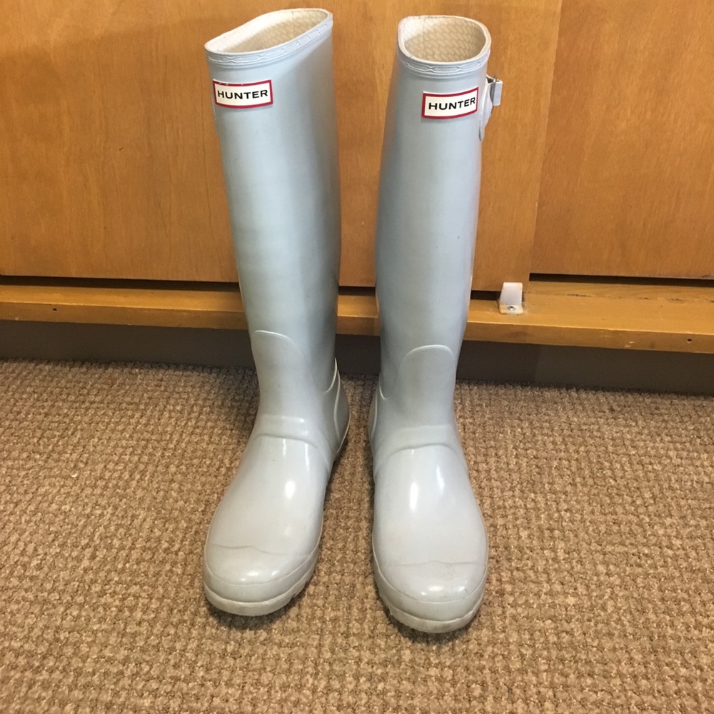 Sky Blue Hunter rain boots. Women's size 8