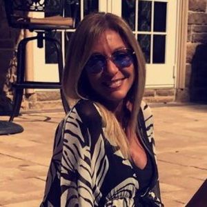 Meet your Posher, Christine