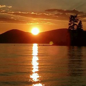 Meet your Posher, Rocio